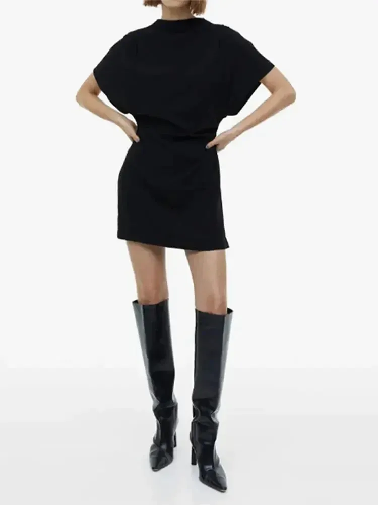 Aranza - Flattering slim mini dress