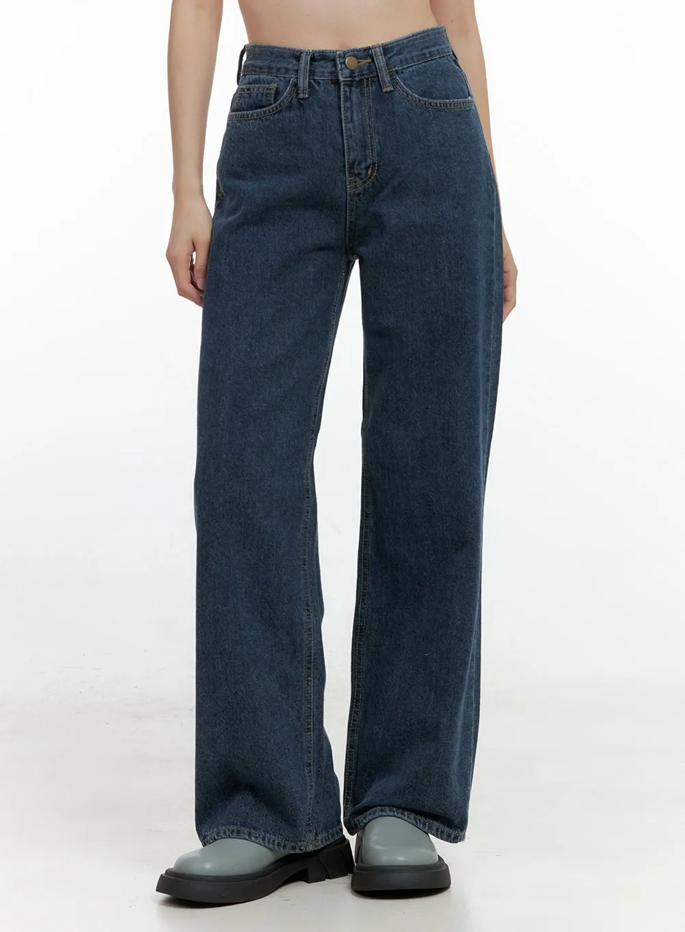 Calla Straight-Leg Jeans ON408