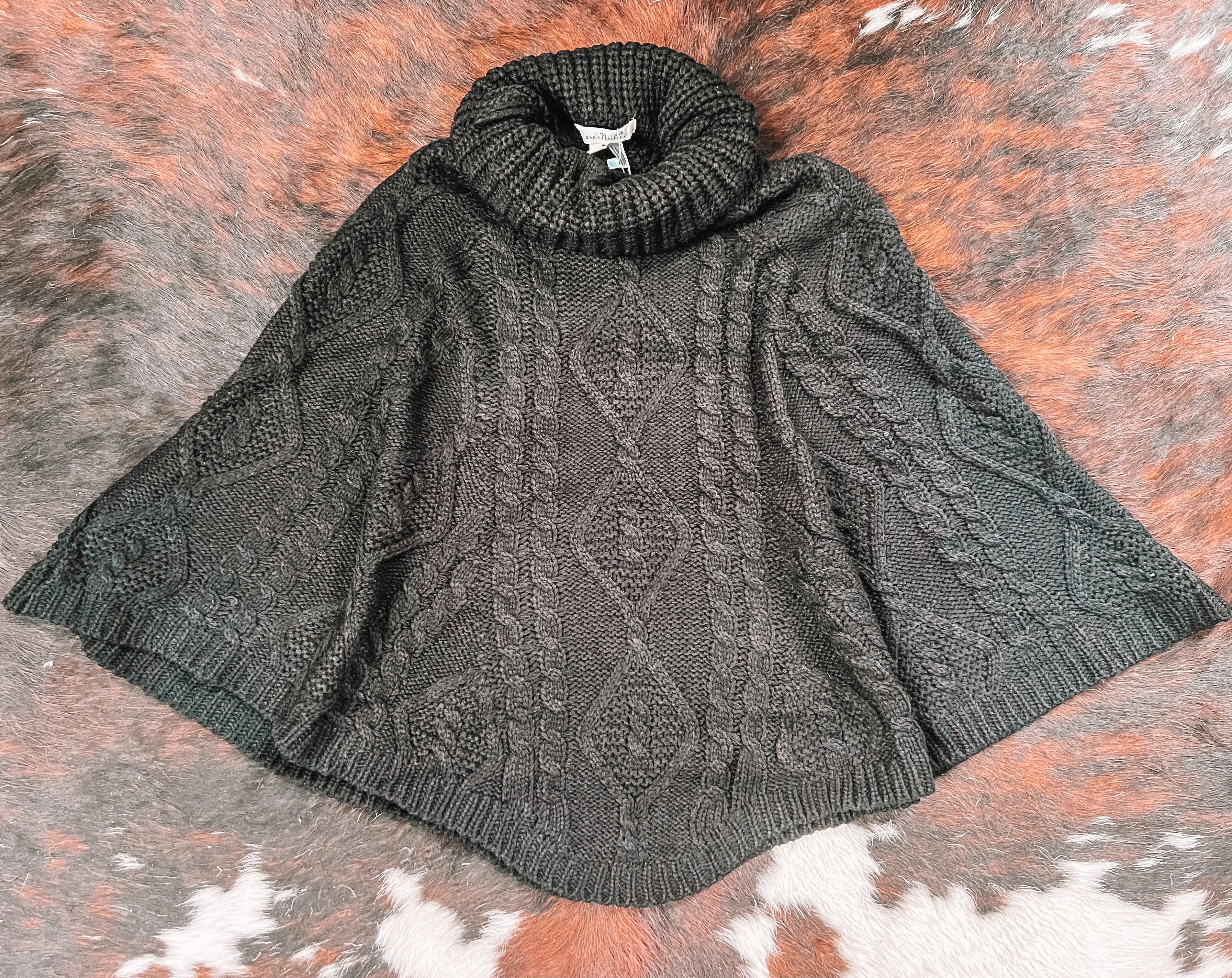 Ganz Bonfire Poncho